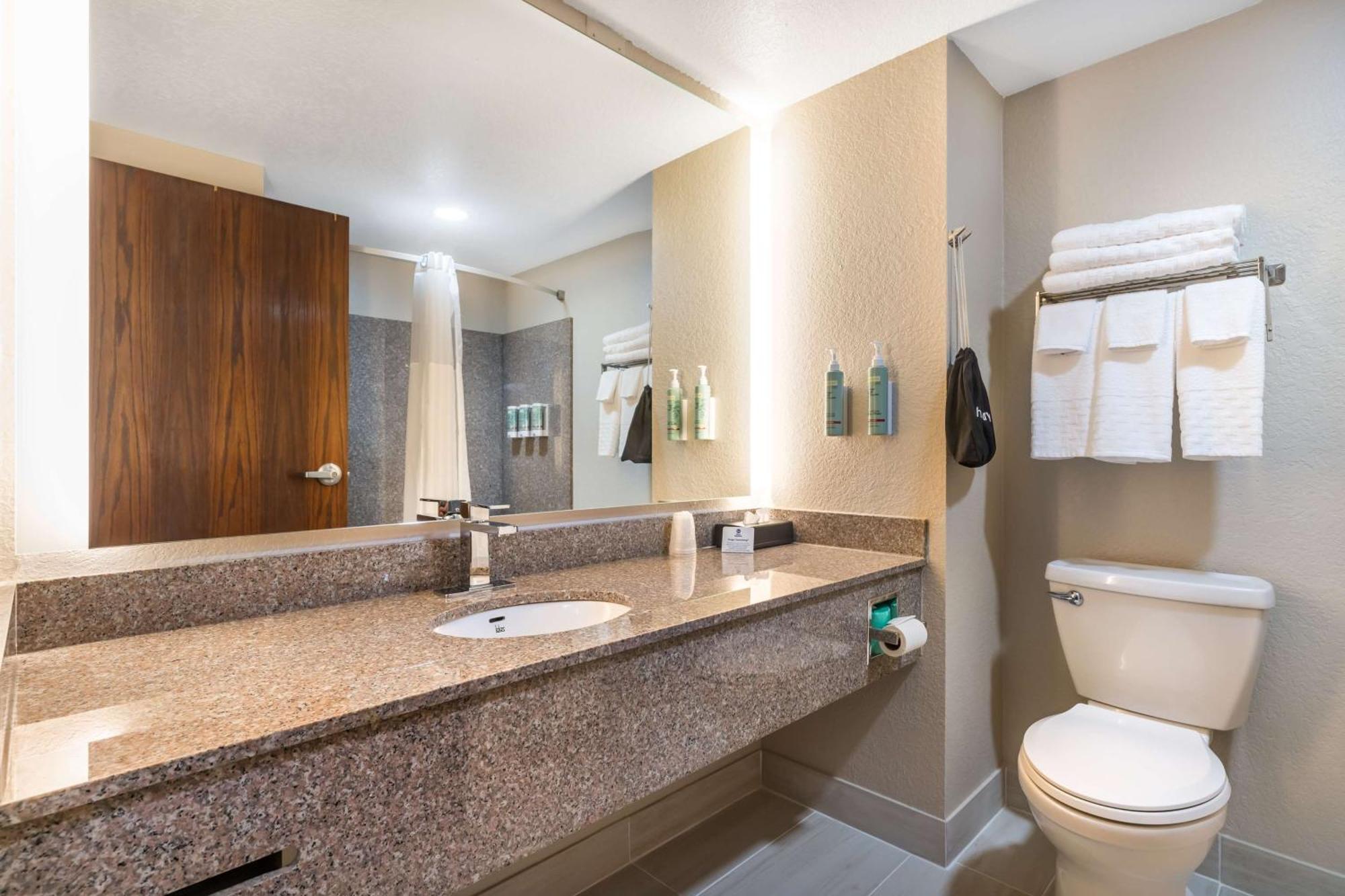 Best Western Prime Inn & Suites 뽀또 외부 사진